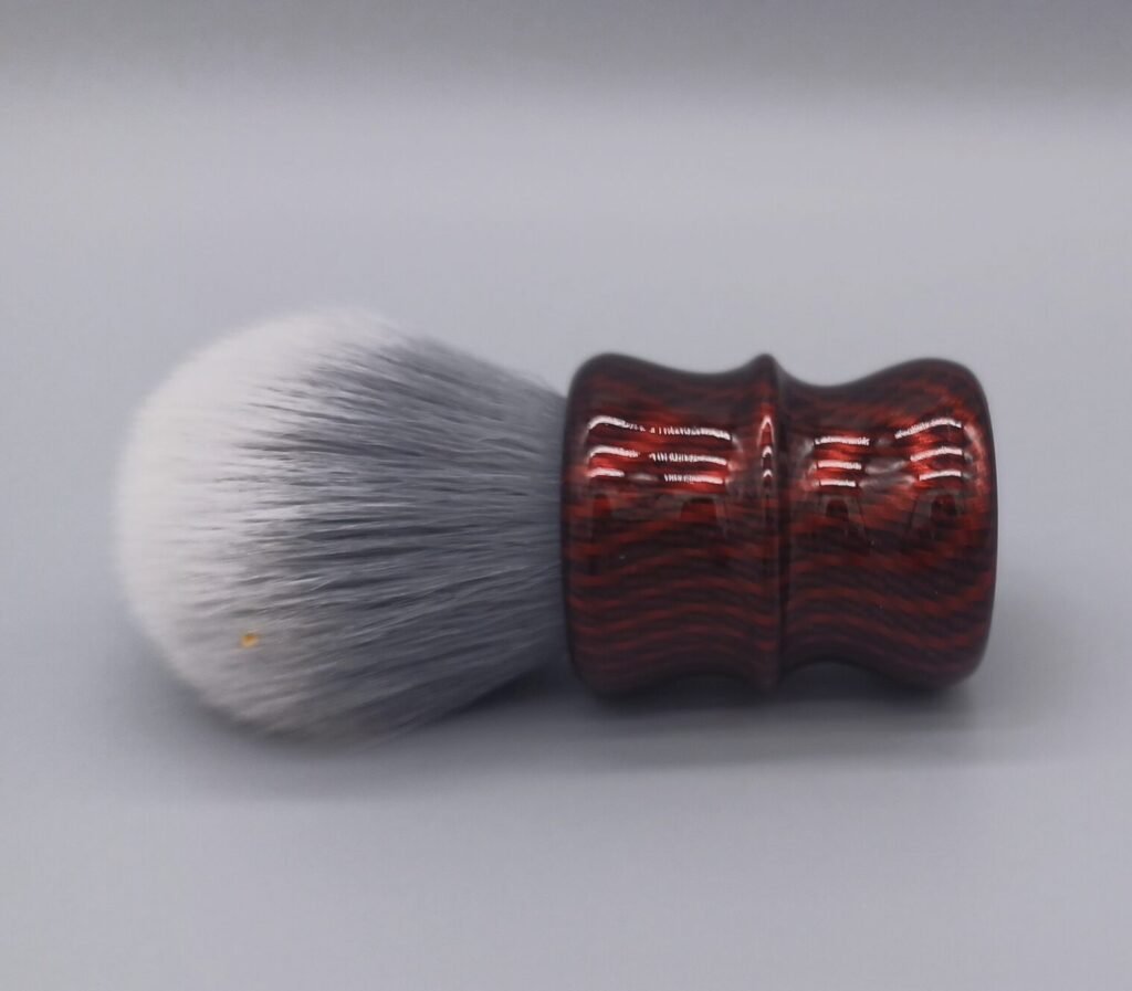 Synthetics shaving brush